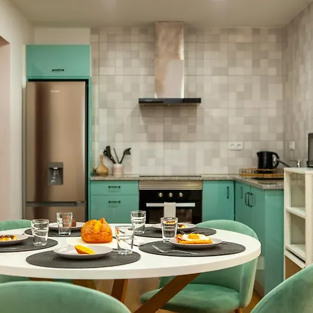 B55 - Santo Amaro Hill Apartment *